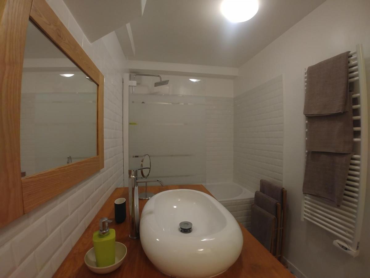 Central & Nice ! 3 Bedrooms, 2 Bathrooms ปารีส ภายนอก รูปภาพ
